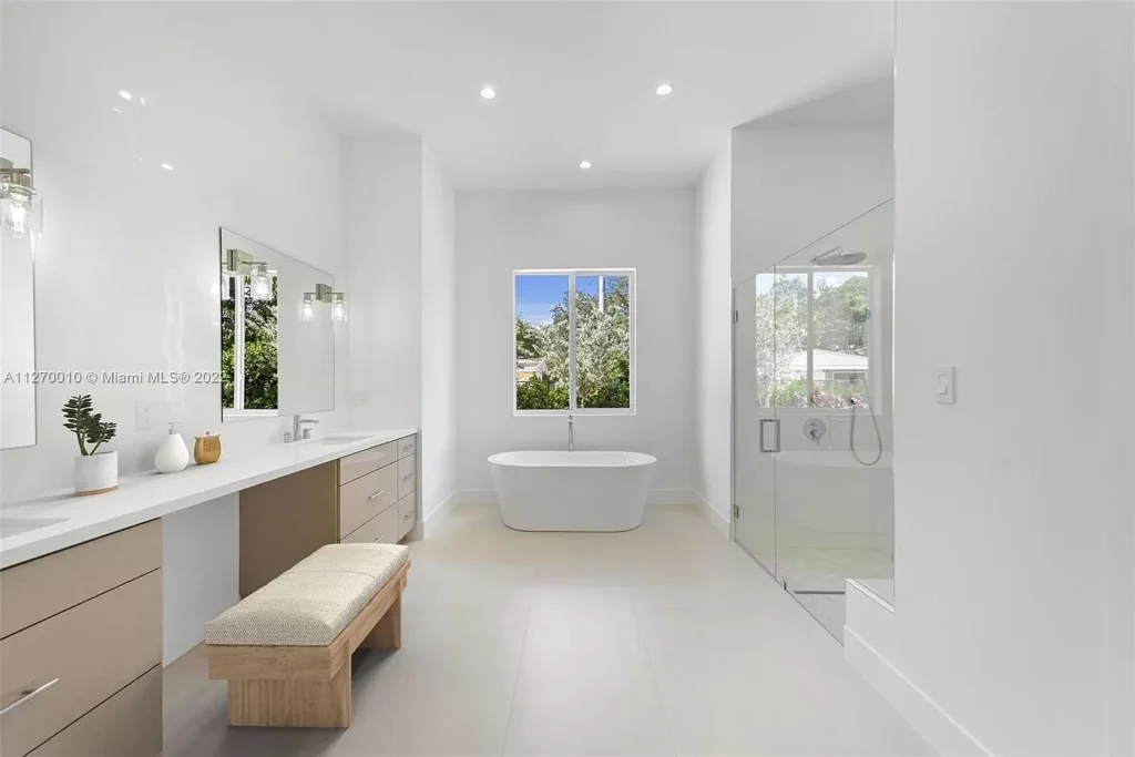 20 Pinecrest 78 st