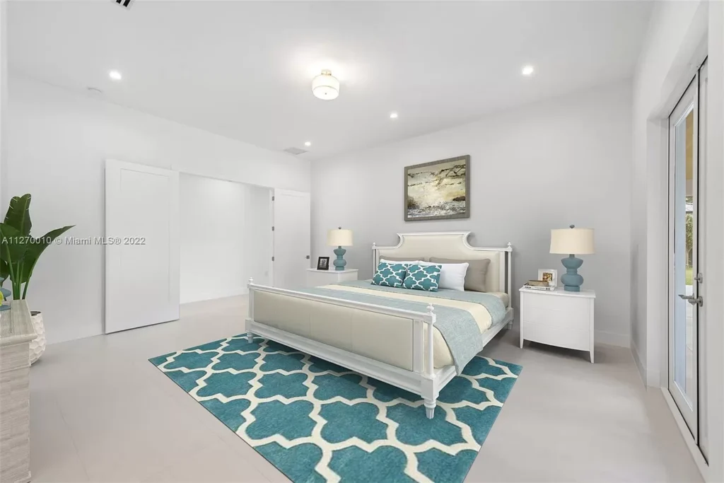20 Pinecrest 78 st